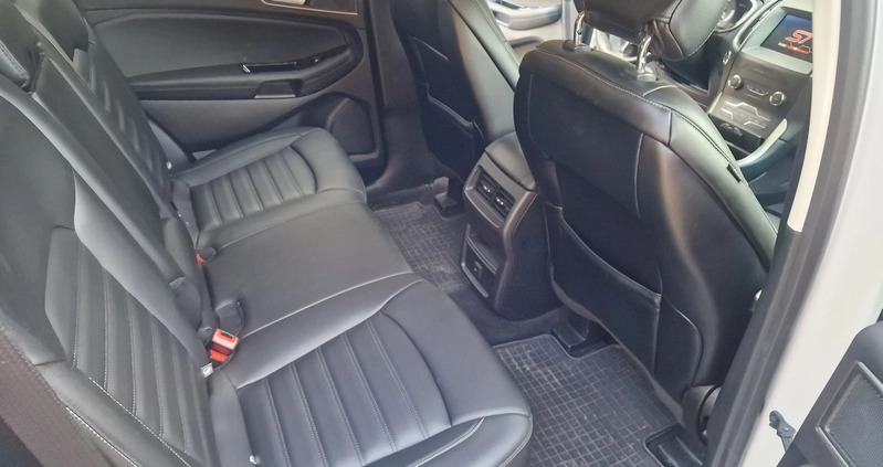 Ford EDGE cena 94000 przebieg: 38000, rok produkcji 2019 z Czempiń małe 121